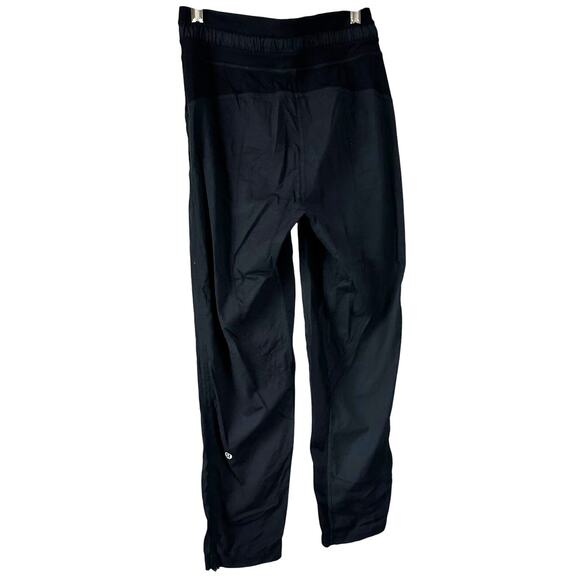 Lululemon Dance Studio Mid-Rise Crop 25" Black Women's Size 2 EUC - Picture 2 of 7